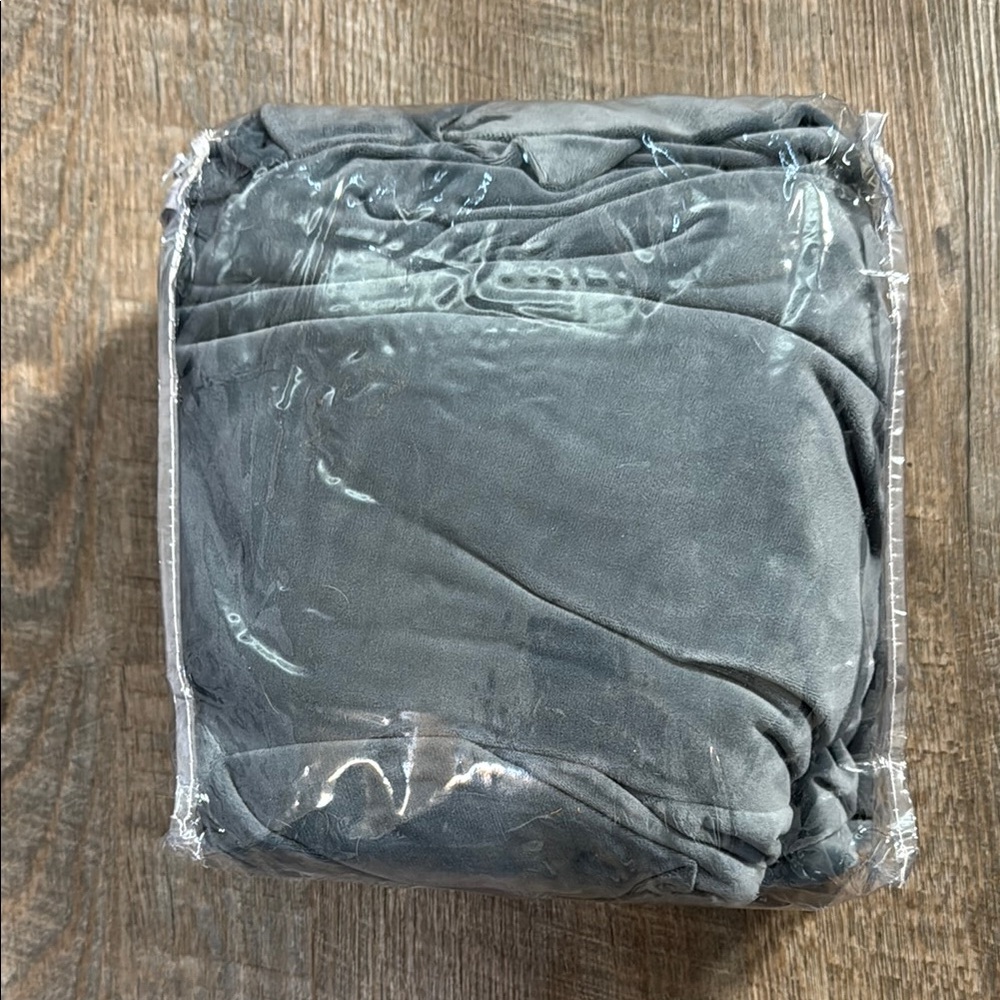Charcoal Furniture Cover - Picture 3 of 3